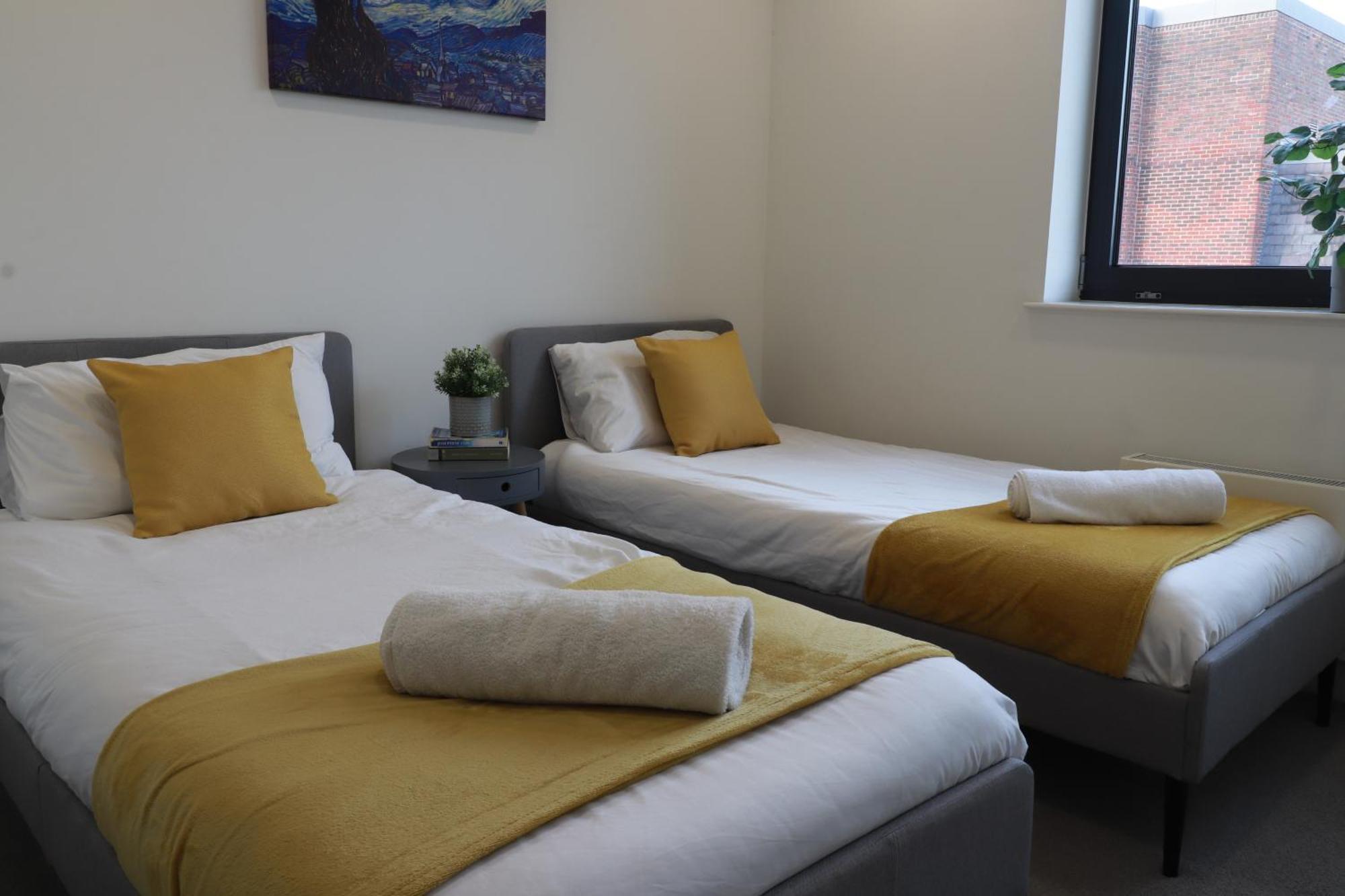 Gogh Apartment, - Fast Wifi, Gym & Free Parking Apartment *