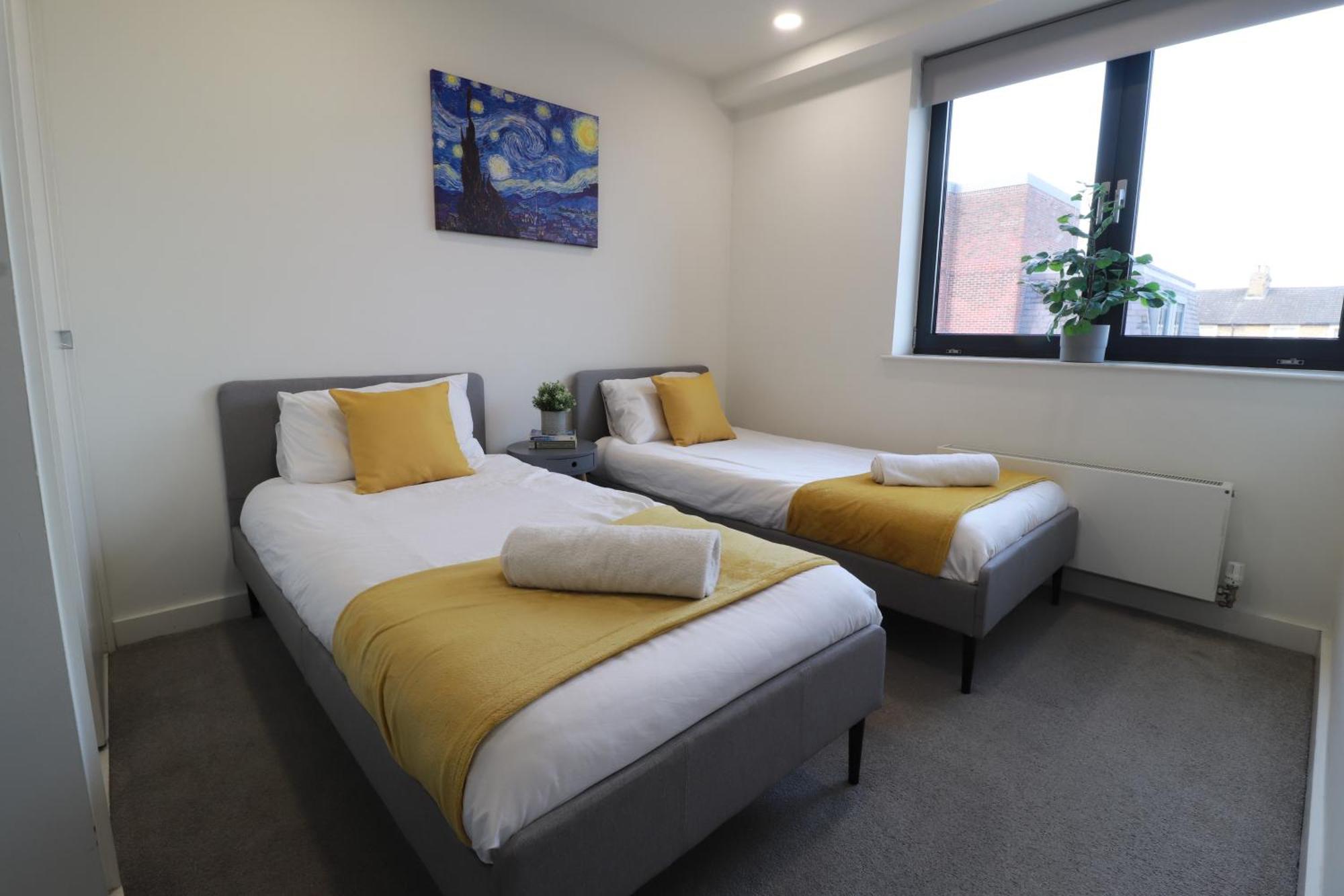 Gogh Apartment, - Fast Wifi, Gym & Free Parking Bedford